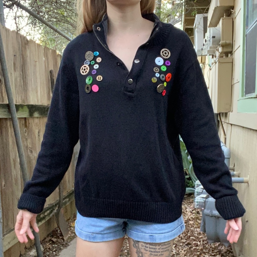 90s vintage sweater black with button detail